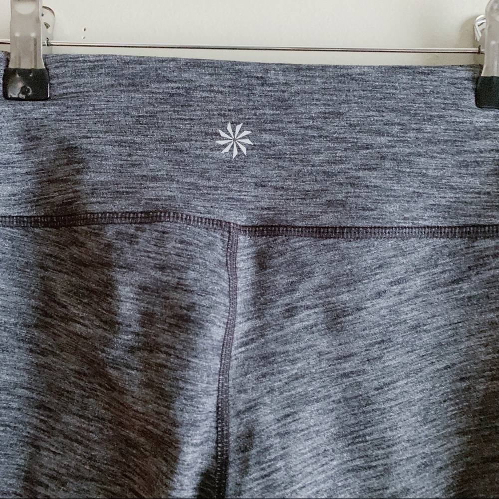 Athleta Elation Cropped Yoga Leggings in Heather Grey,‎ Workout Tights, Size XS - Picture 8 of 11